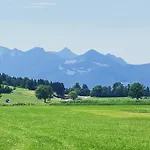 Familienoase Mit Bergblick & Balkon 아파트 *