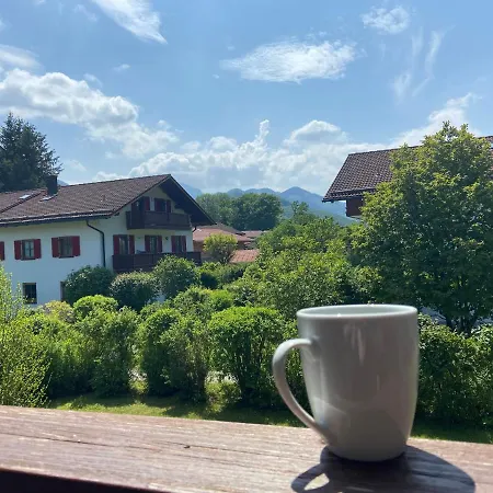 Modern Eingerichtete Mit 2 Schlafzimmern Bergen (Traunstein)