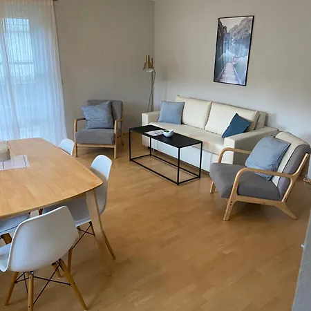 Appartamento Modern Eingerichtete Mit 2 Schlafzimmern Bergen (Traunstein)
