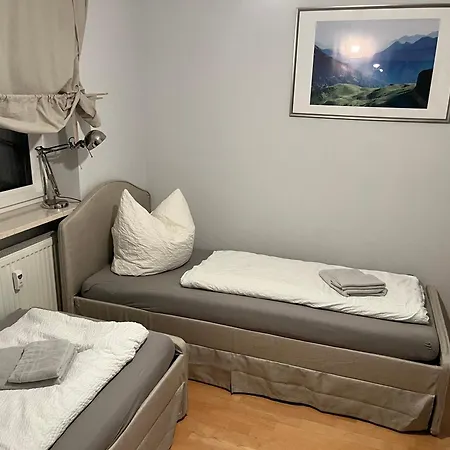 Modern Eingerichtete Mit 2 Schlafzimmern * Bergen (Traunstein)