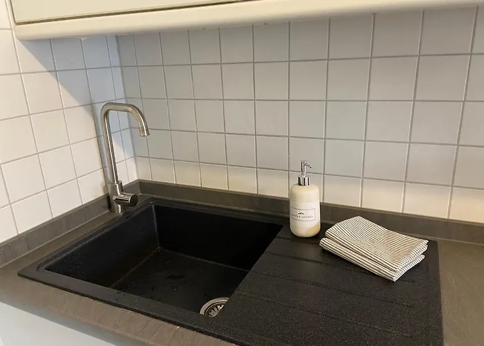 Modern Eingerichtete Mit 2 Schlafzimmern Apartmán *