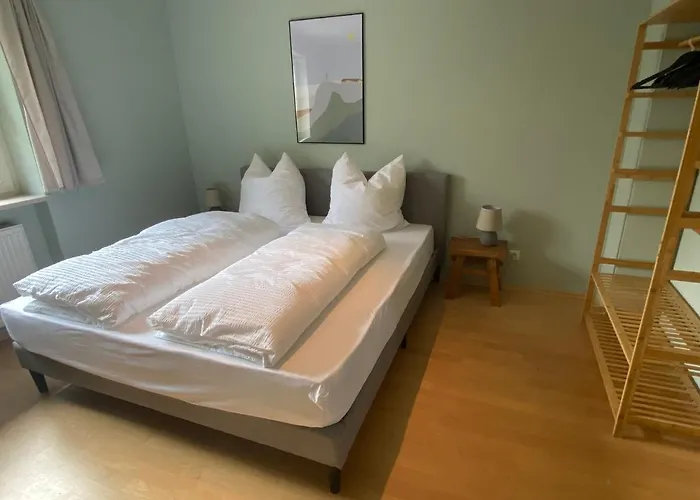 Modern Eingerichtete Mit 2 Schlafzimmern * Bergen (Traunstein)